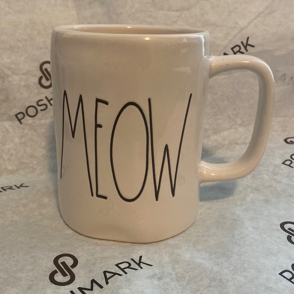 Rae Dunn MEOW mug